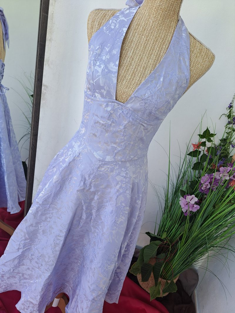 robe jade parme face